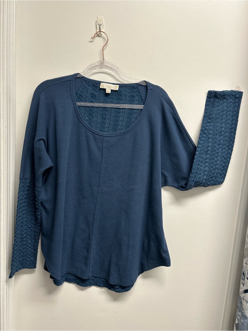 Suzanne Betro Teal Blue Textured Sleeve Women's Top
